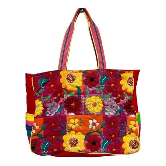 Sand & Sun (Sundance) Large Floral Tote Bag - Picture 1 of 5